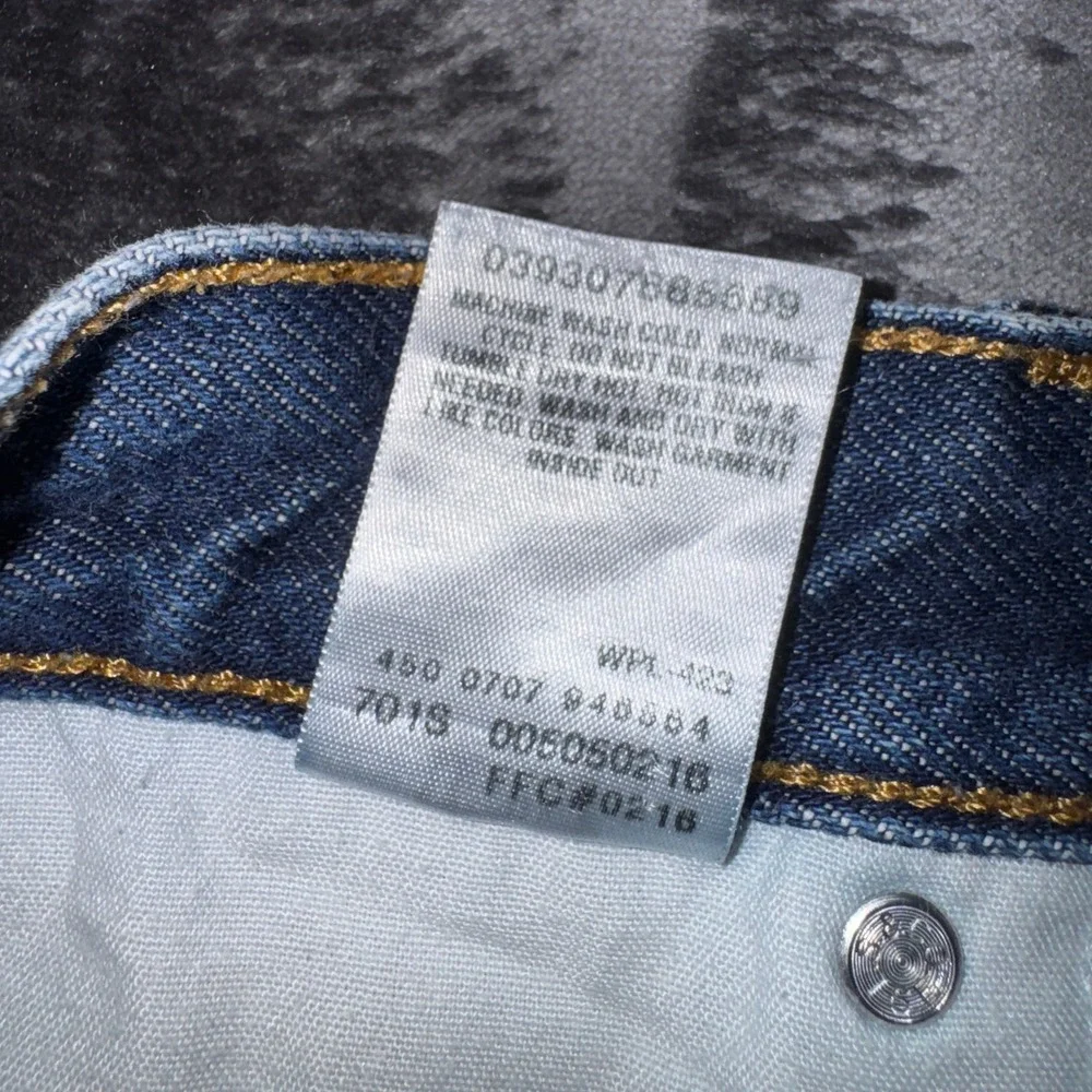 Levis 505 Regular Fit Jeans Mens 38x30 Medium Wash Blue Straight Leg Denim
